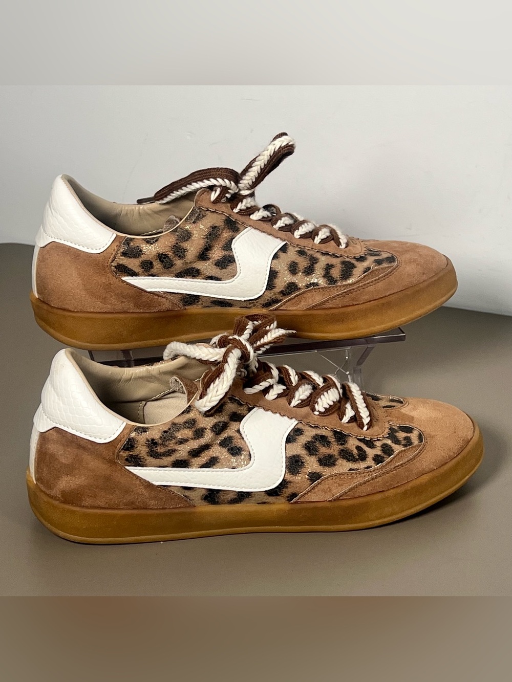 mi.im Destiny Leopard Sneakers Women’s Size 8.5